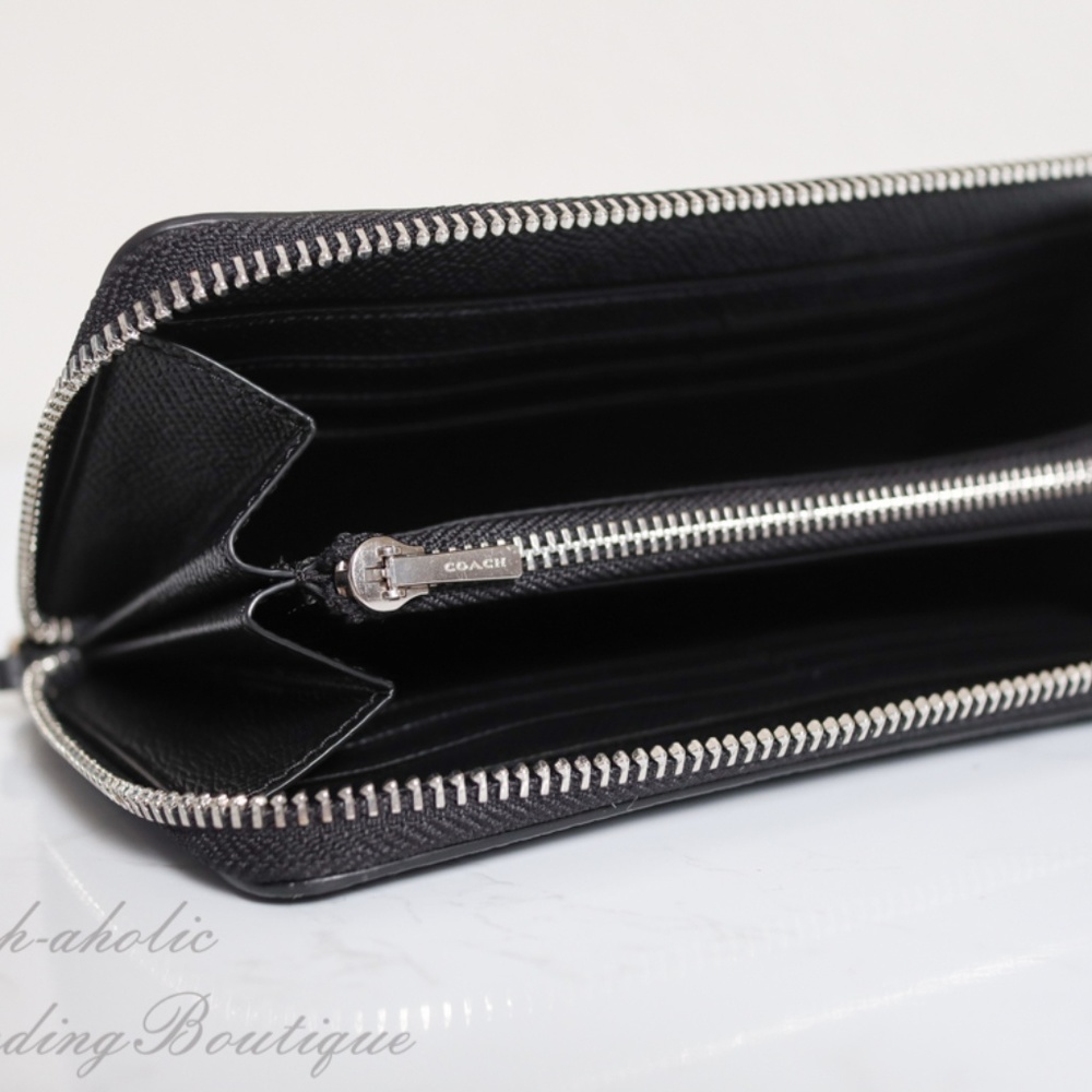 NWT Coach Leather Accordion Zip Wallet/Wristlet - Picture 7 of 8